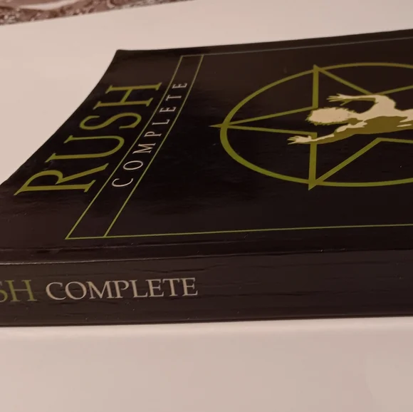 Original 1983 Rush Complete Songbook VF1060 Core Music Rare Vintage Warner Bros - Picture 4 of 10
